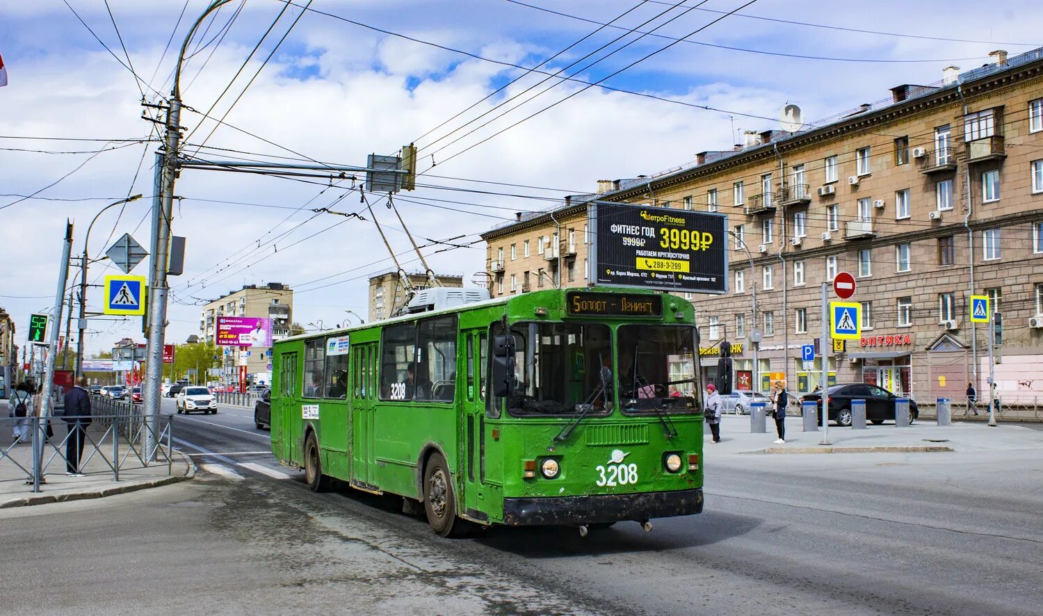 Троллейбус Новосибирск 3307. ЗИУ Новосибирск. ЗИУ 682г. Троллейбус Новосибирск бортовой номер 2528.