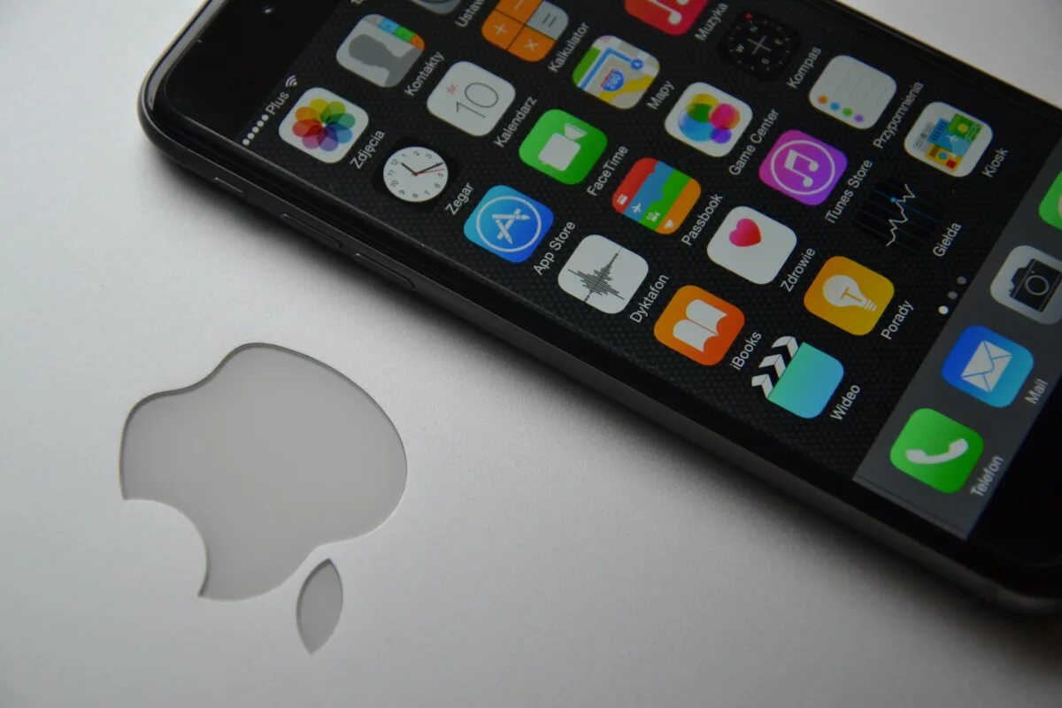 Картинки iphone. Apple iphone. Iphone 13. Iphone 13 Mini. Iphone 12 Plus.