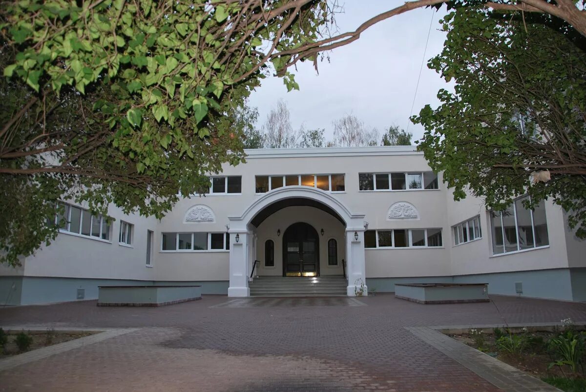 колледж митрополита московского тольятти. колледж имени алексия гуманитарный. гуманитарный колледж тольятти имени. колледж митрополита московского тольятти. юбилейная 59 тольятти колледж.