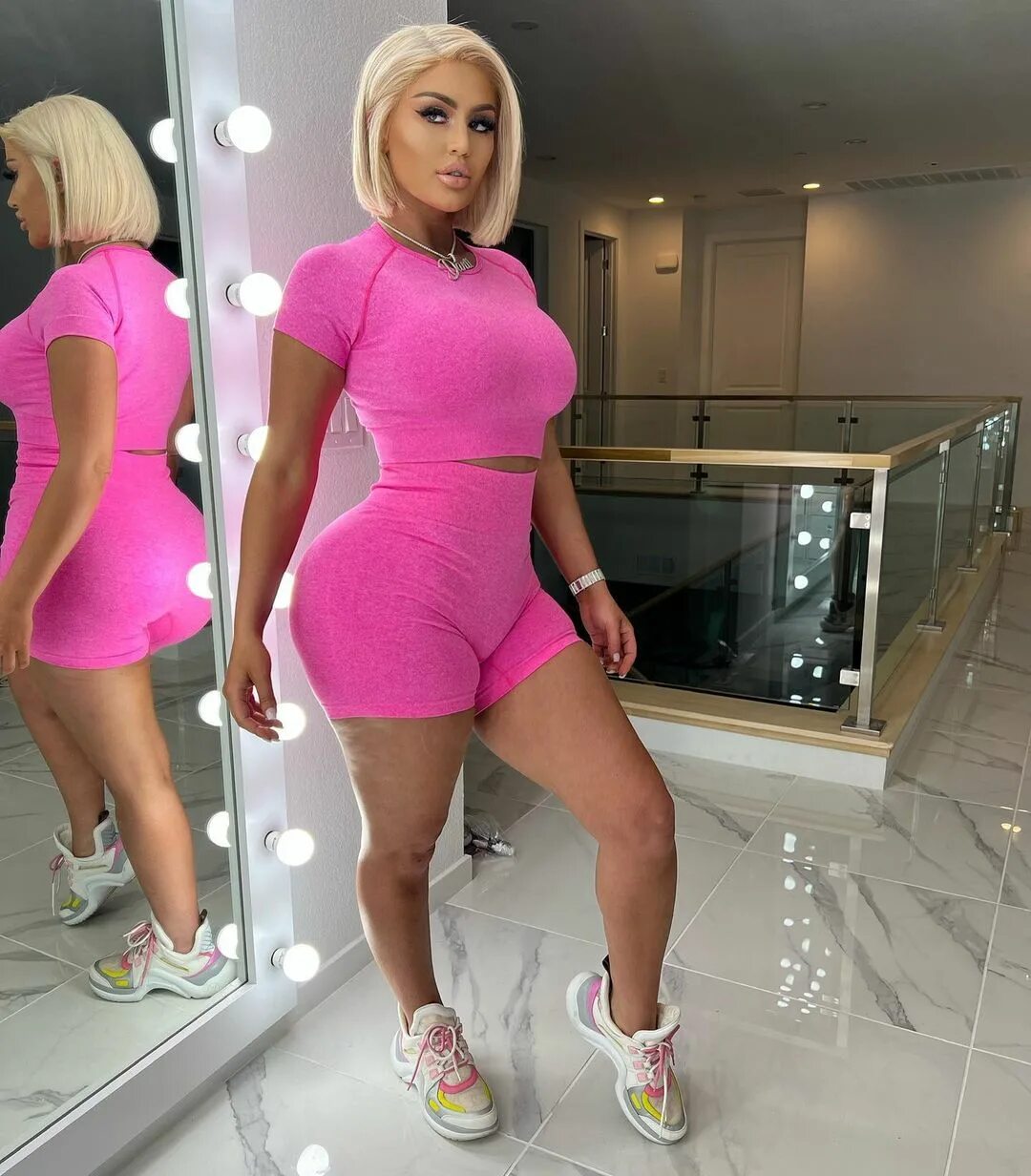 Дани бэнкс слив. Danii banks 2020. Модель danii banks. Danii banks горяч. Биг дани.