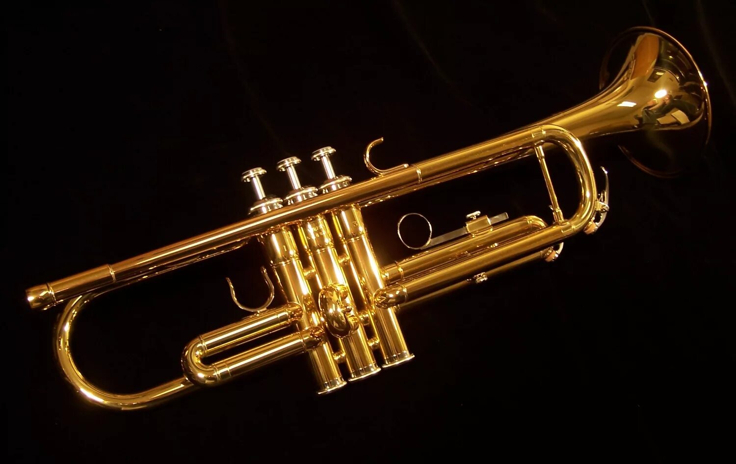 Труба звучание. Труба Yamaha YTR-2335. Trumpet Yamaha 2335. Труба Yamaha YTR-236. Yamaha YTR-934ml труба.