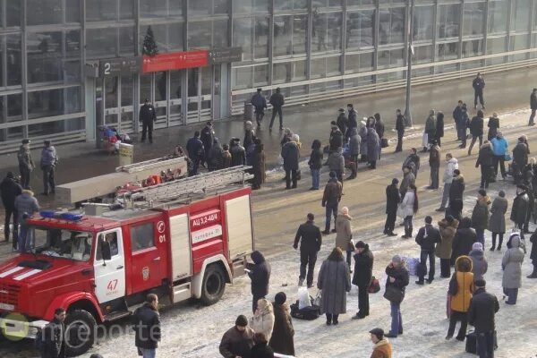 Курский вокзал снесли. Здание курского вокзала. Курский вокзал. Курский вокзал заминирован сегодня. Потолки курского вокзала.