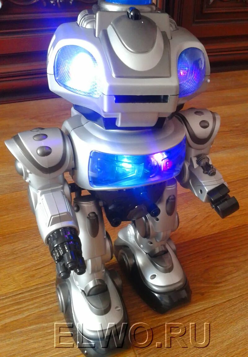 Интерактивный робот электрон. Робот с голосовым управлением. Робот линк с голосовым управлением. Интерактивный робот Шунтик.
