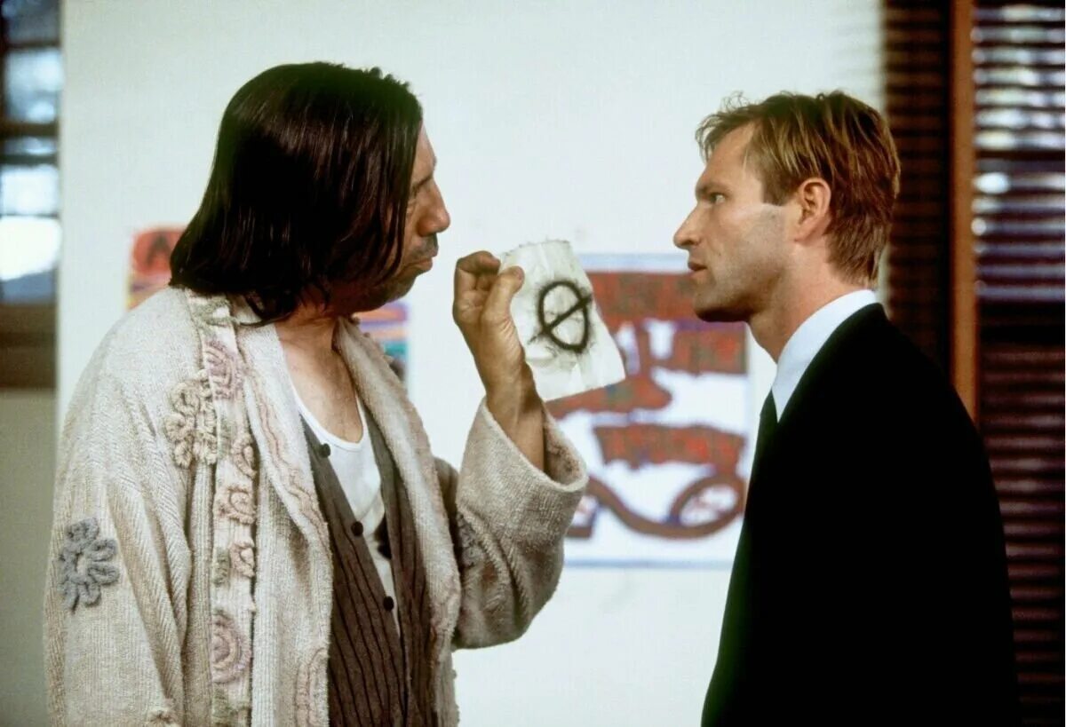 99 минут. 88 минут / 88 minutes (2007). Джеффри дин морган фильм 2021. Аль пачино 88 минут. Фильм аль пачино 88 минут.