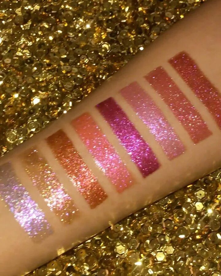 Блеск pat mcgrath. Блески для губ пэт макграт. блеск для губ pat mcgrath. pat mcgrath палетка теней. pat mcgrath помада свотчи.