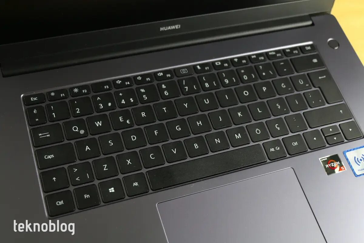 Huawei matebook d клавиатура. Клавиатура ноутбука huawei d15. huawei matebook d15 клавиатура. русская клавиатура huawei matebook d 15. huawei matebook d15 подсветка клавиатуры.