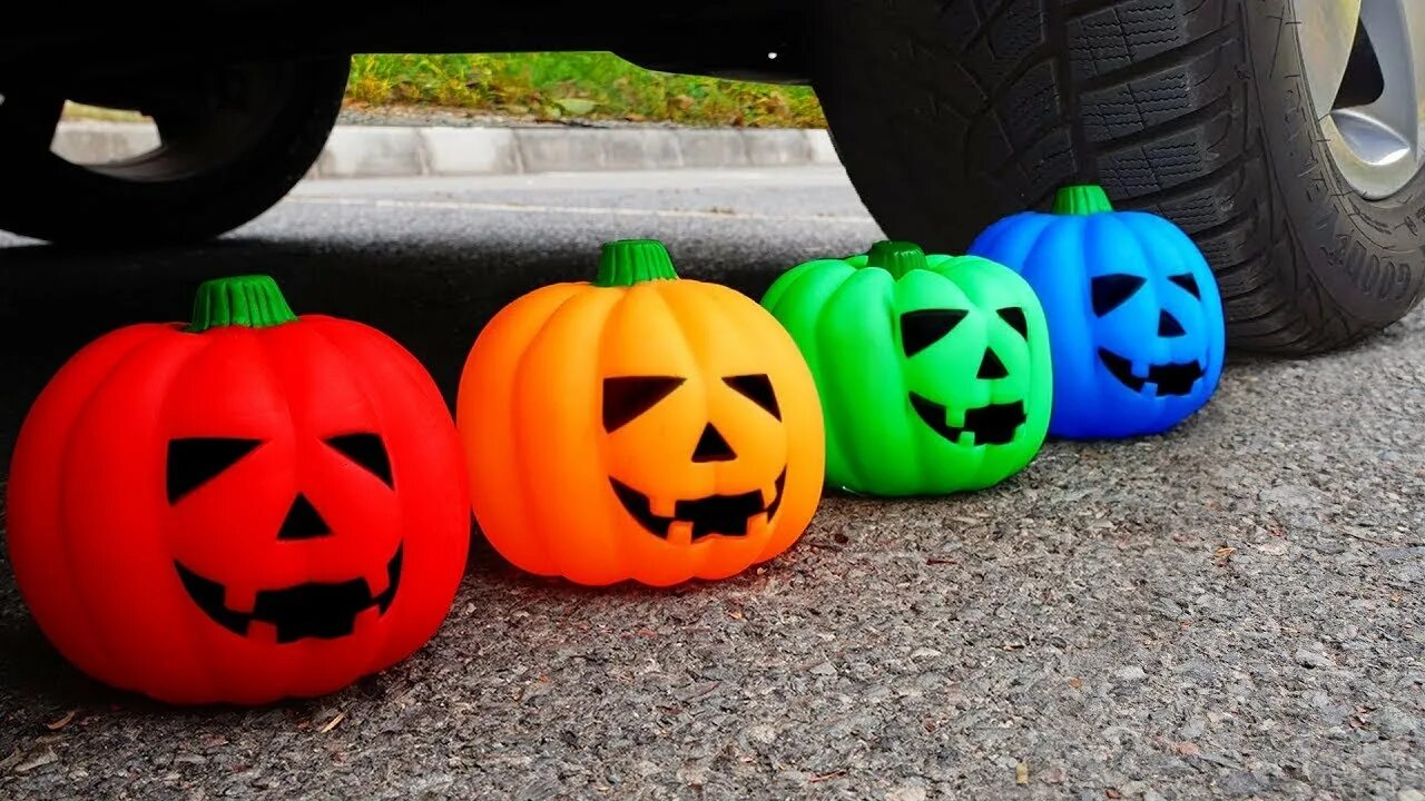 Тыква против. Crushing crunchy Soft things by car Experiment car vs Cola, Fanta Slime Candy Toys. Crushing crunchy & Soft things by car! - Experiment: Halloween Pumpkins vs car vs food. Halloween car. Хэллоуин и царь.