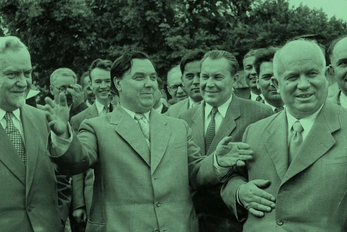 П м хрущев. Михаил сергеевич хрущев. П м хрущев. Хрущевская оттепель хрущев. Портрет хрущева в хорошем качестве.