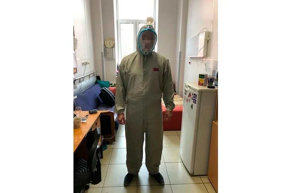 Медсестры и медбратья. Младший медбрат. Мытье пола в больнице. Санитар иркутск. Вторая мировая раненные.