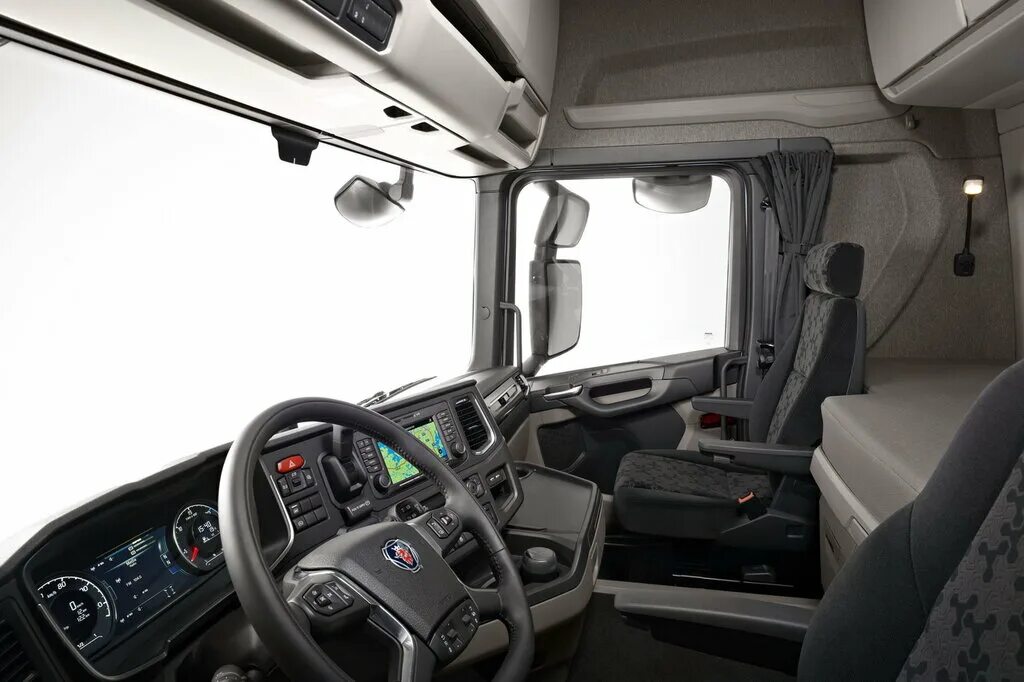 Интерьер scania