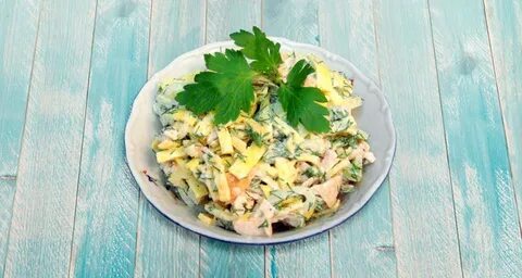 Салат омлет огурец