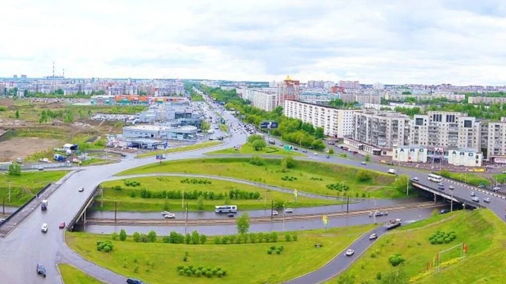 Павловский тракт фото. Павловский тракт Барнаул. Малахова Павловский тракт Барнаул. Барнаул перекрёсток Павловский тракт Малахова. Улица Павловский тракт Барнаул.