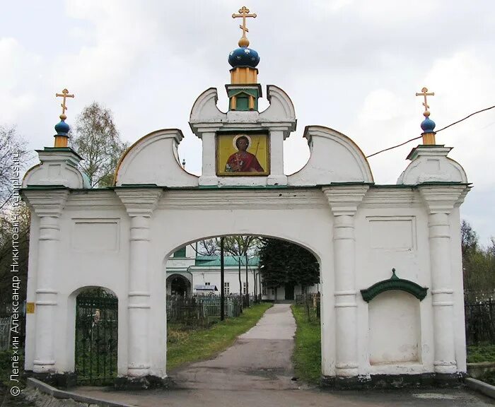 Церковь дмитрия солунского тула. Храм дм солунского в туле. храм димитрия солунского феодосия.