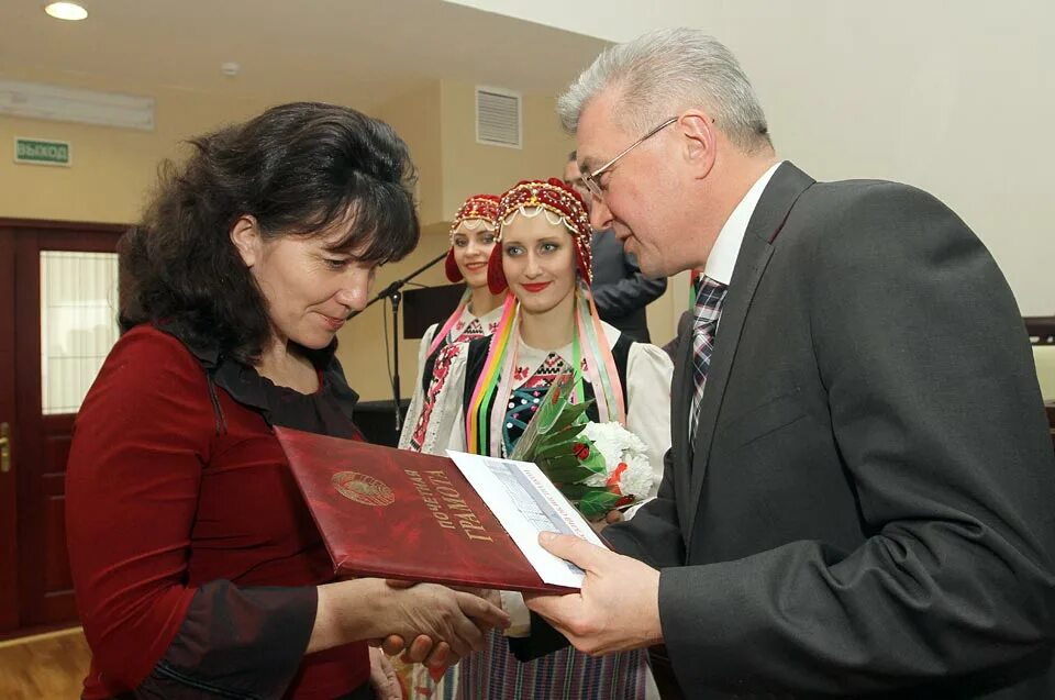 Комитет по труду миноблисполкома. Комитет по труду миноблисполкома. Каменный брод волгоградская область ольховский район. Комитет по труду и занятости. Каменно-бродский свято-троицкий мужской монастырь.