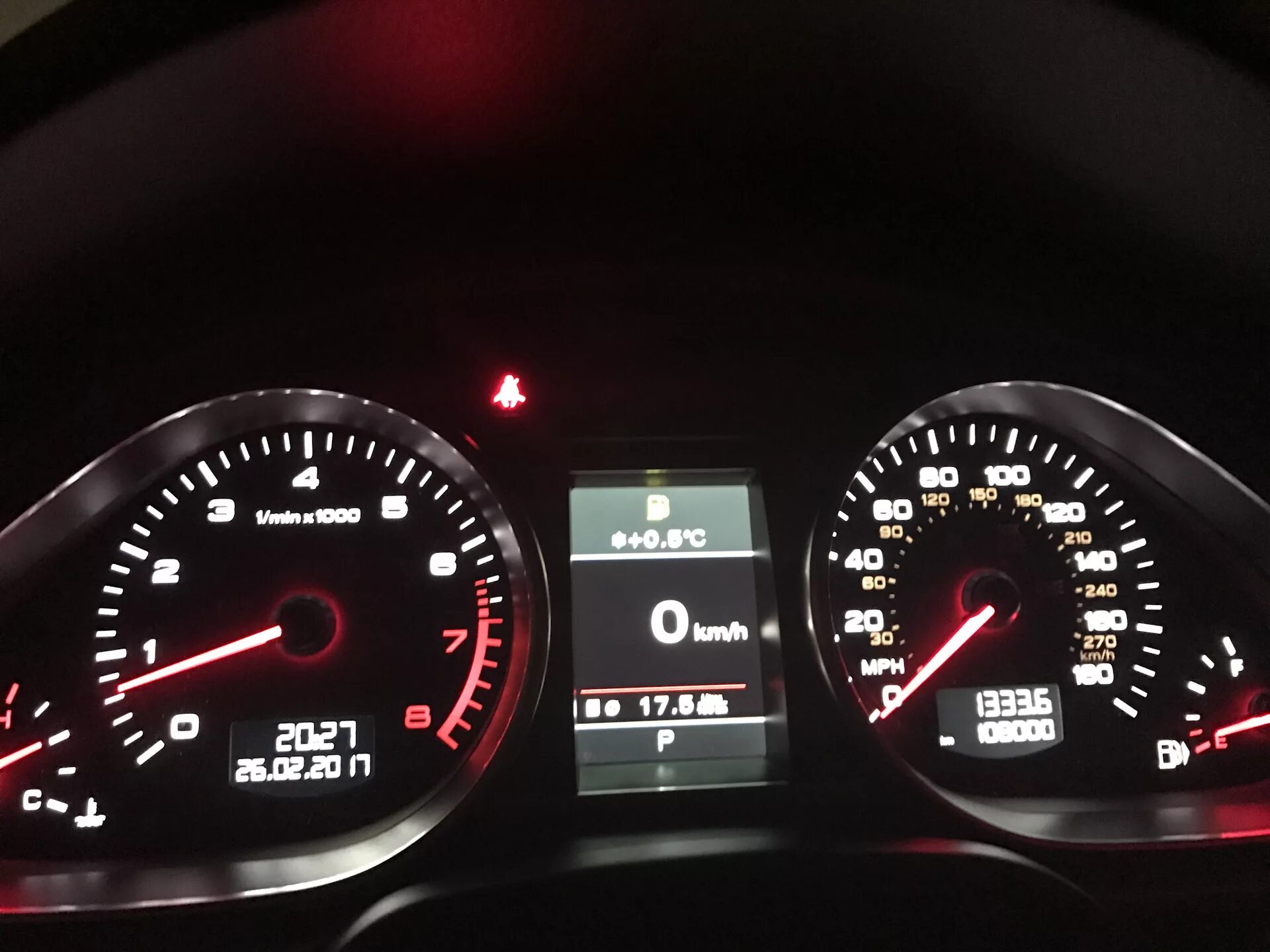 Одометр ауди. Смотка пробега audi q7 электронная приборка. ауди с пробегом. панель с пробегом на ауди.