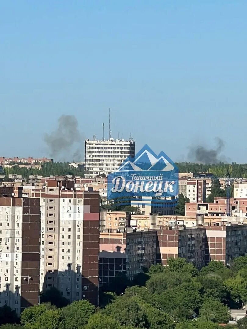 Типичный донецк. Донецк центр города 2022. Обстрел грин плаза донецк. Донецк 2023. Донецк сейчас.