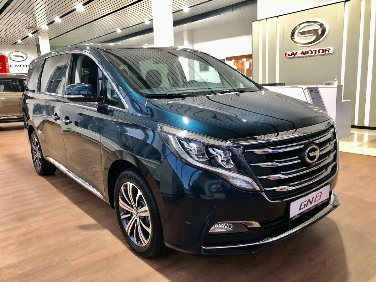 Китайский минивэн gac. Китайские минивэны 2022 GAC. GAC Motor gn8 минивэн Luxe. Минивэн GAC 8 2022. Машина GAC gn8 RRC.