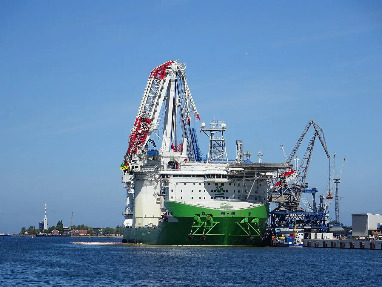 Harmony of the seas круизный лайнер. Монерон краболовы. Vlcc prices 2006. Судно сзрк мурманск. Судно m/v sunstar.