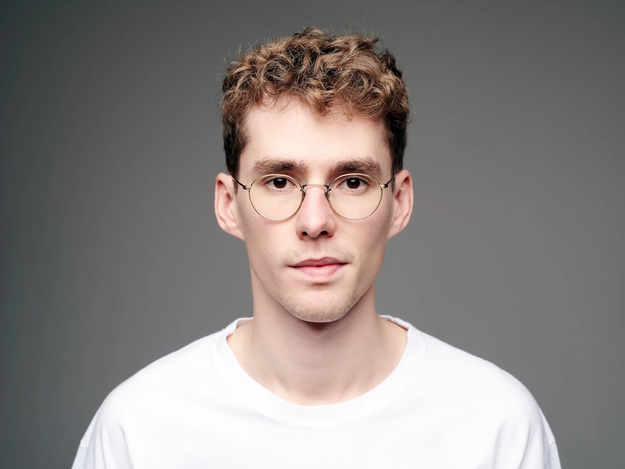 Lost Frequencies. Lost Frequencies бельгийский музыкальный продюсер. Диджей Lost Frequencies. Лост Фриквенсис. Lost frequencies head