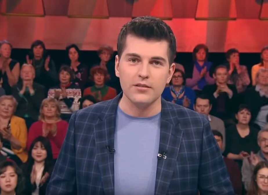 Кто ведущий программы лучше всех 2025 года. Дмитрий борисов ток шоу. дмитрий борисов 2018. ведущий программы пусть говорят дмитрий борисов. дмитрий борисов 2005.