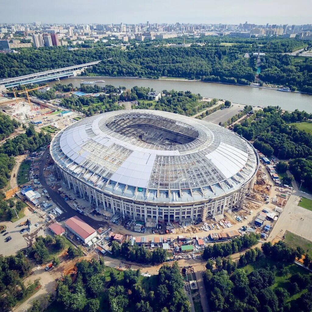 Стадионы россии по вместимости. Стадион Лужники. Лужники Арена. Спорткомплекс Лужники. Московский стадион Лужники.