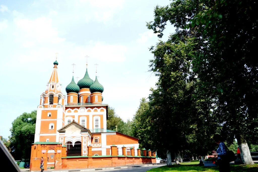 Кольцо страха бдо. Кольцо храма 5. Кольца для венчания в церкви. Перстень с храмом. Кольцо храма 5.