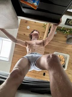 zallerbus's tweet photo. retweet if you’d let me fuck t.co2bW...