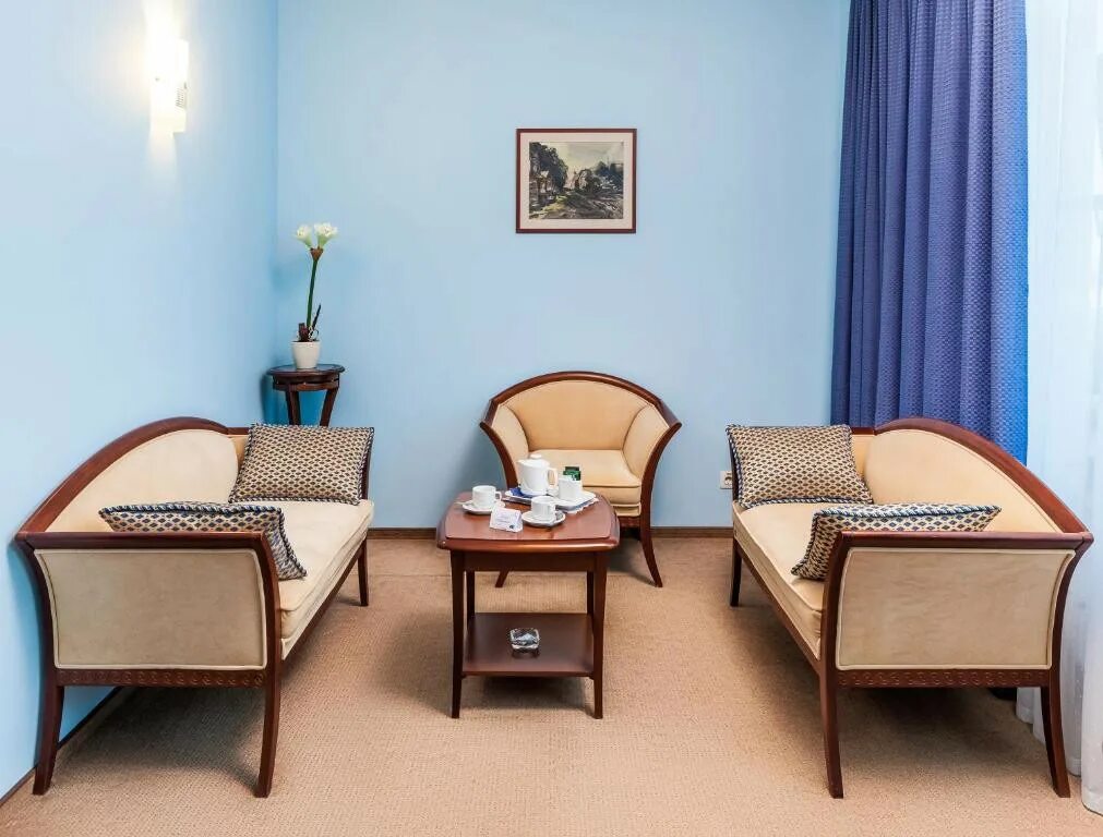 Александровский сад сад нижний новгород. Гостиница александровский сад в нижнем новгороде. Гостиница в нижнем новгороде александровский сад 4*. Гостиница нижний александровский сад новгород александровский. Александровский сад нижний гостиница.