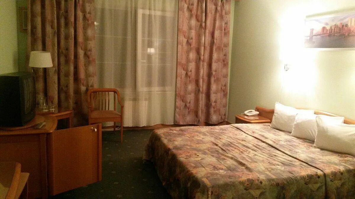 Переславль 3 гостиница. Гостиница переславль в переславле-залесском. Переславль-залесский отель отель переславль. Отель переславль переславль-залесский. Отель переславль 3 переславль-залесский.