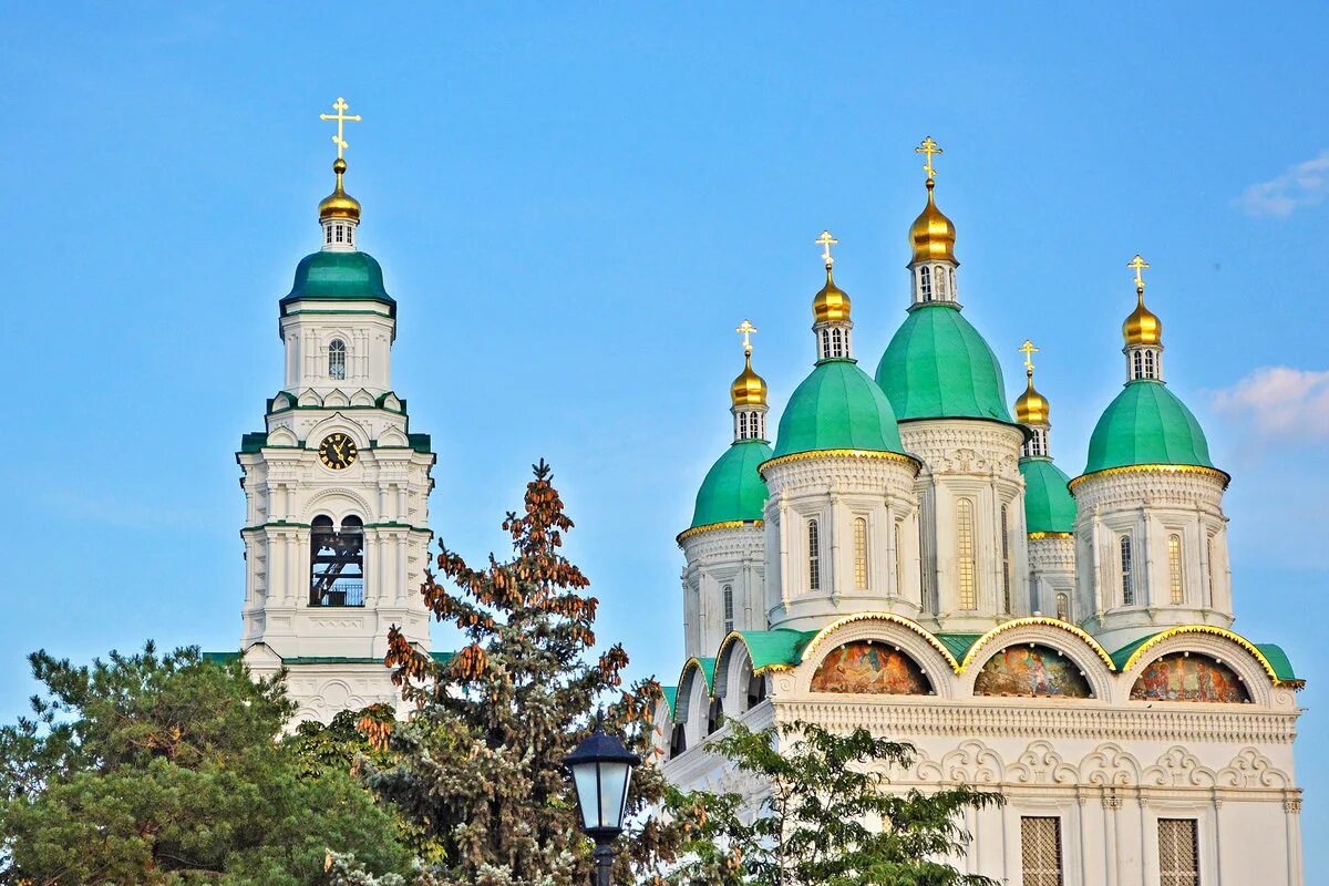 Храм казанской божьей матери старица. Покровская церковь (астрахань, старообрядческая). Астрахань собор казанской божьей матери. Покровская церковь (астрахань, старообрядческая). Церковь покрова пресвятой богородицы астрахань.