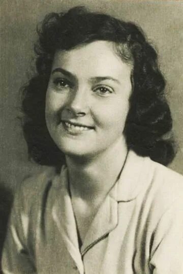 Алла кож биография википедия личная жизнь О чем молчит Алла Демидова, самая "холодная и закрытая" актриса российского кино