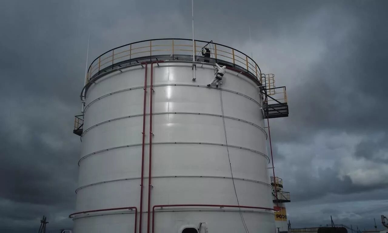 рвс 2000 м3. резервуара вертикального рвс-2000. рвс 2000 м3. рвс 2000 м3. резервуарный парк рвс 2000.