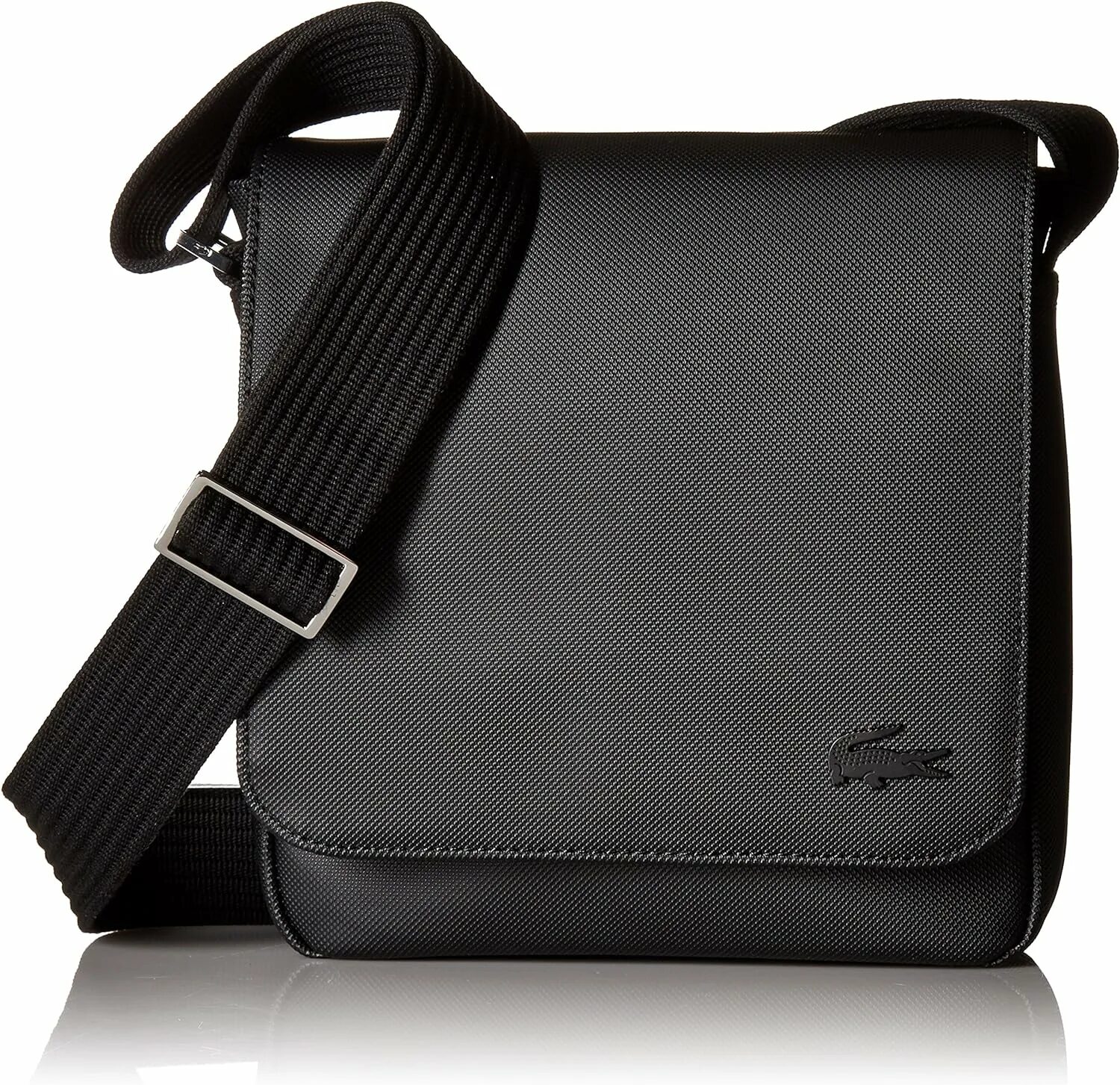 Купить мужскую сумку через плечо. Lacoste Sling Bag men. Сумка лакост мужская через плечо кожаная. Сумка мессенджер Lacoste. Сумка Lacoste мужская через плечо.