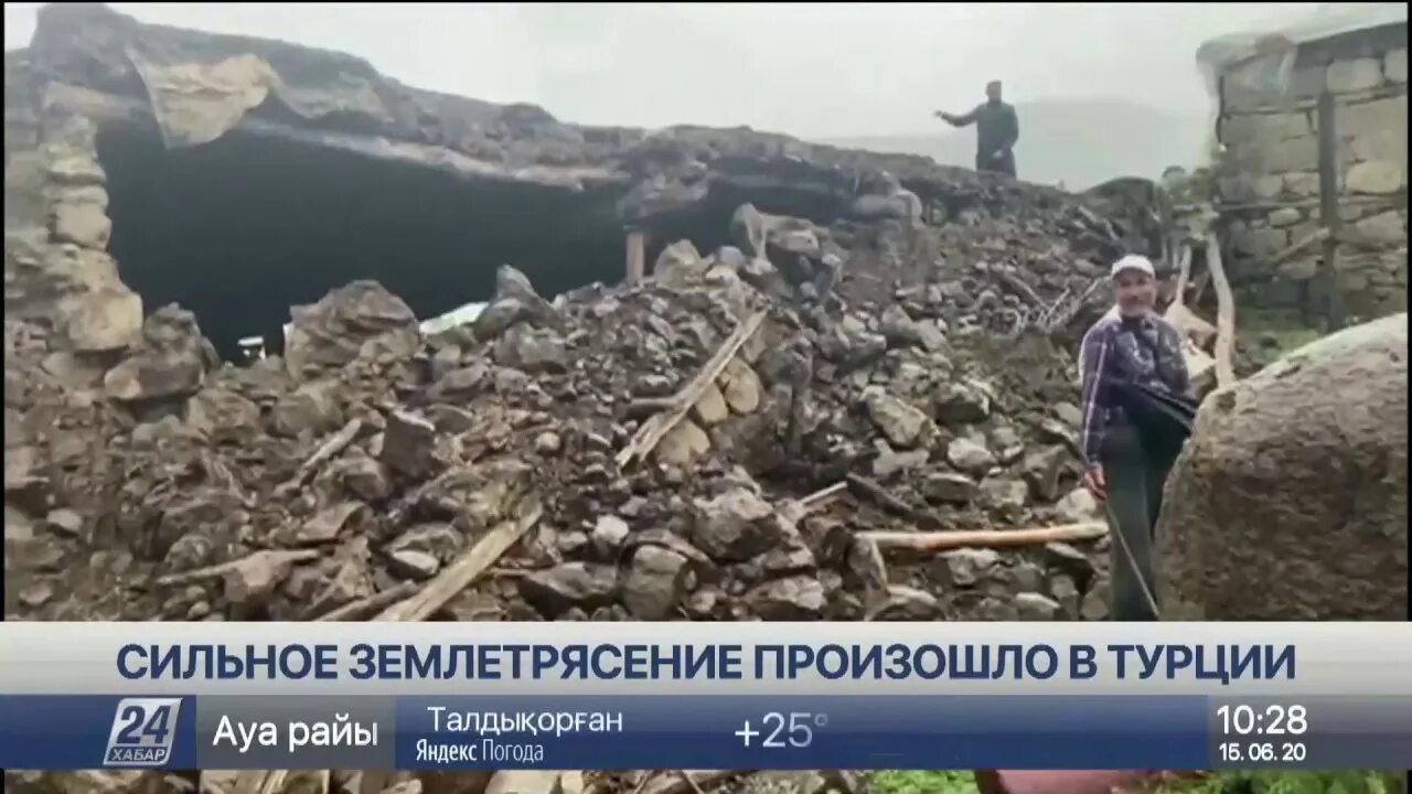В результате землетрясения были