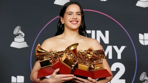 Розалия и Рау Алехандро расстались спустя четыре месяца после помолвки РБК Life