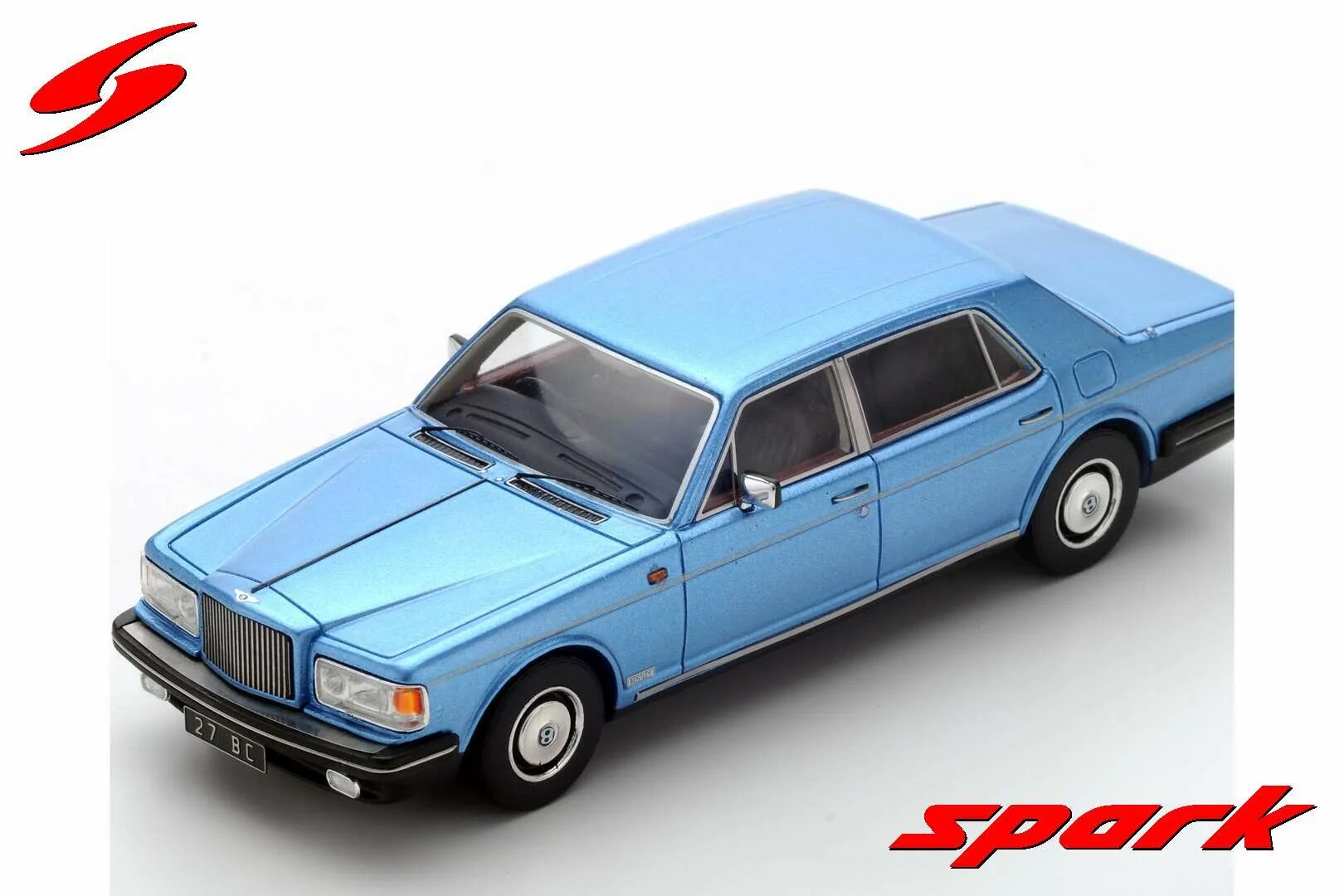 Модель мотоцикла spark 1|43. Spark 1 43. Spark 1 43. Модель 1:43 bentley bentayga - black артикул модели:s7791производитель:spark. Порше в масштабе 1:8.