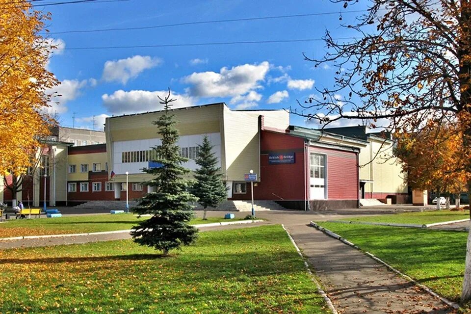 Гдк брянск. Кравцова дворец брянск. дом культуры им. кравцова. брянск. брянск дк кравцова брянск. дк кравцова володарский район.