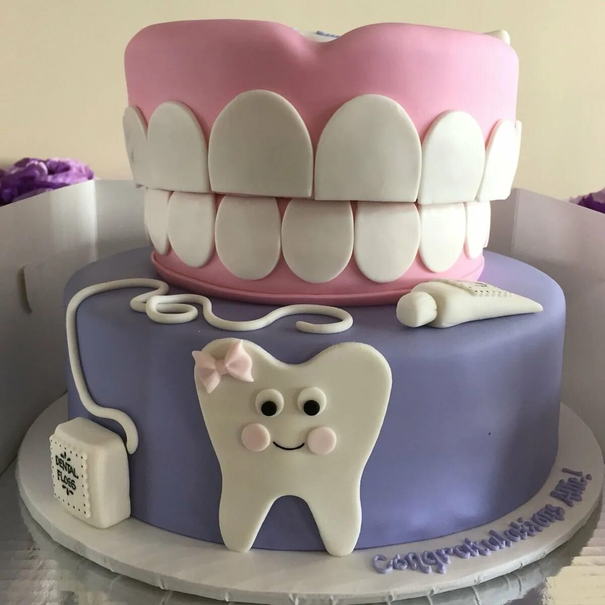 Торт стоматологу. Торт стоматологу. Торт дантисту. Торт для врача стоматолога. Украшение торта для стоматолога.
