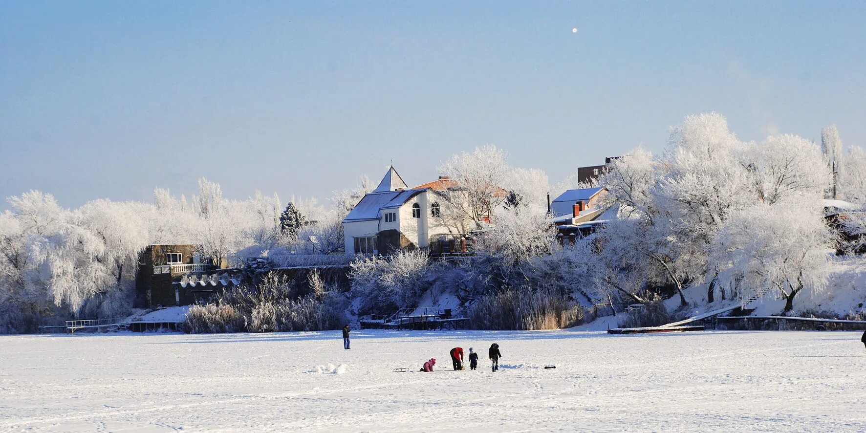 термальные источники апшеронский район. термальные источники адыгея мостовской. крыница горнолыжный курорт. зимний курорт в анапе. база хуторок воронеж.