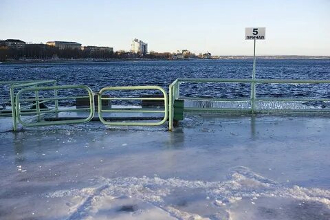 Каток на набережной 2024