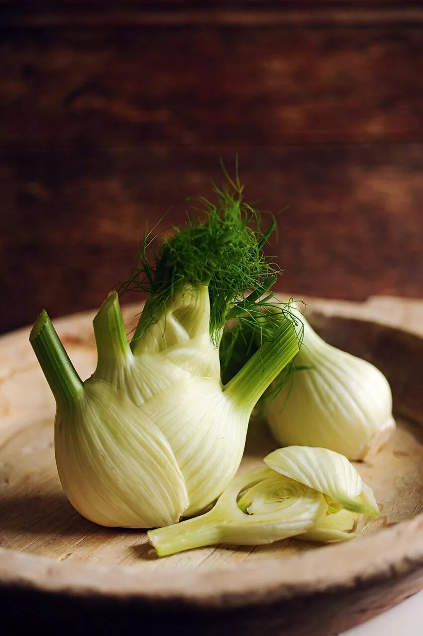 Фенхель овощной казанова. Фенхель луковица. Фенхель овощной. Фенхель корнеплод. Фенхель растение.