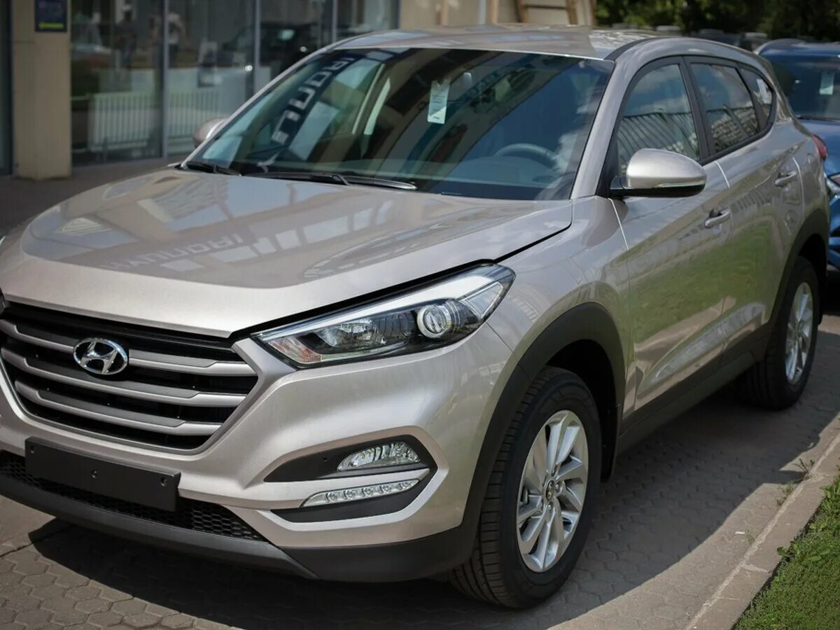 Хендай туксон 2025 года выпуска. Hyundai tucson 2018. hyundai tucson 2025 silky bronze. hyundai tucson 2025 бежевый. hyundai tucson 2025 бежевый.