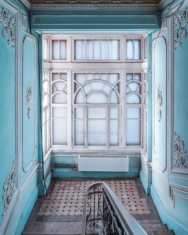 Парадная дом 9. Доходный дом вейнера ул чайковского. Чайковского 32 парадная. Доходный дом новинского садовая 24. Особняк конюшенная 9.