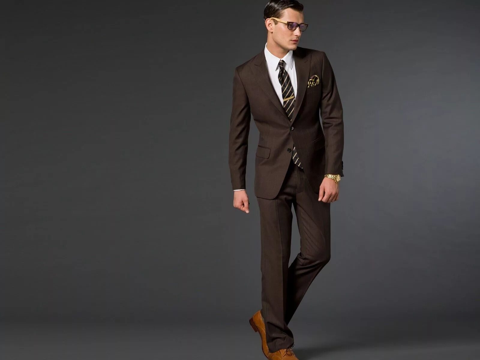 Go with suit