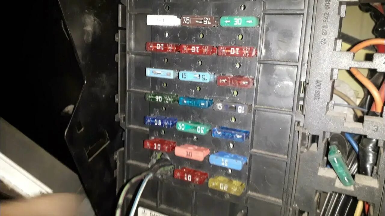 Мерседес атего где находятся предохранители A0015433115 Блок предохранителей, Mercedes Atego 2 2004- 2006 купить бу Z3523874