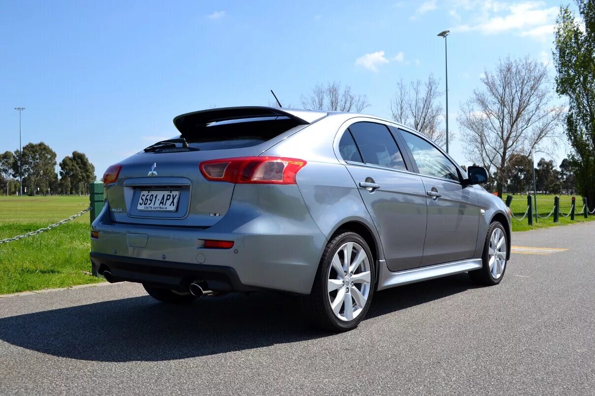 Mitsubishi lancer 2012. Лансер 10 Спортбэк раллиарт. Lancer Sportback Ralliart. Лансер 10 хэтчбек. Mitsubishi Lancer Sportback 2012.