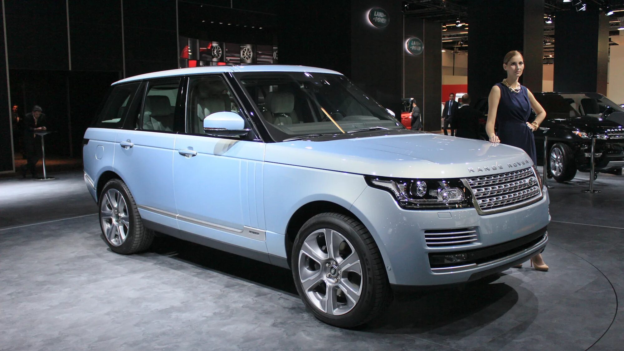 Рендж гибрид. Land Rover range Rover гибрид. 2013 - Range Rover Hybrid. Электро Рендж Ровер. Рендж Ровер гибрид 2023г.