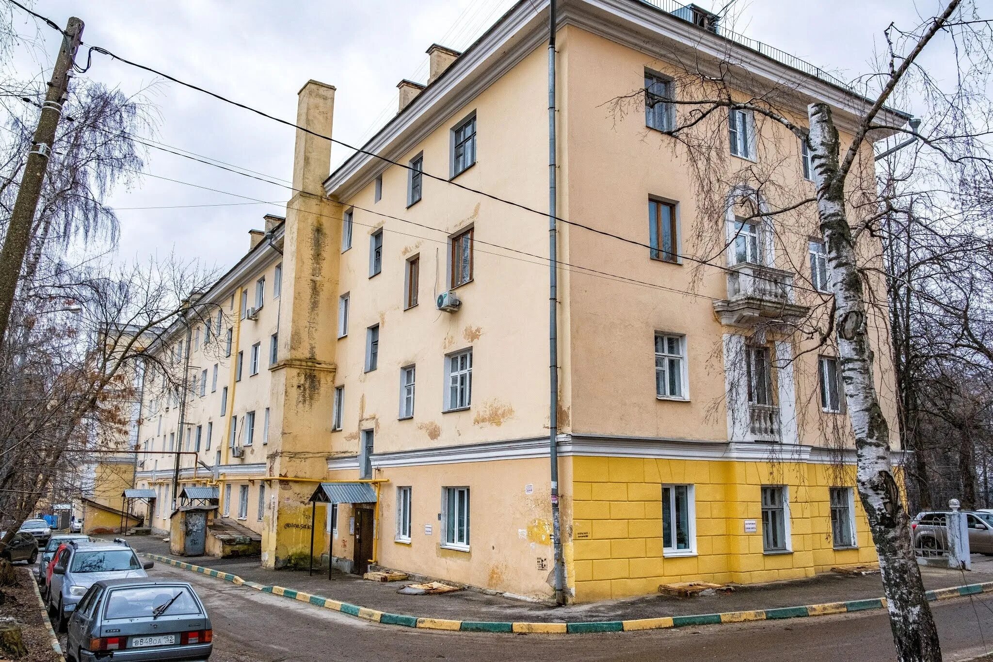 Сталинки года постройки. Сталинки в Нижнем Новгороде проспект Гагарина. Сталинская архитектура Нижнего Новгорода. Сталинский дом в Нижнем Новгороде. Рядовые сталинки.