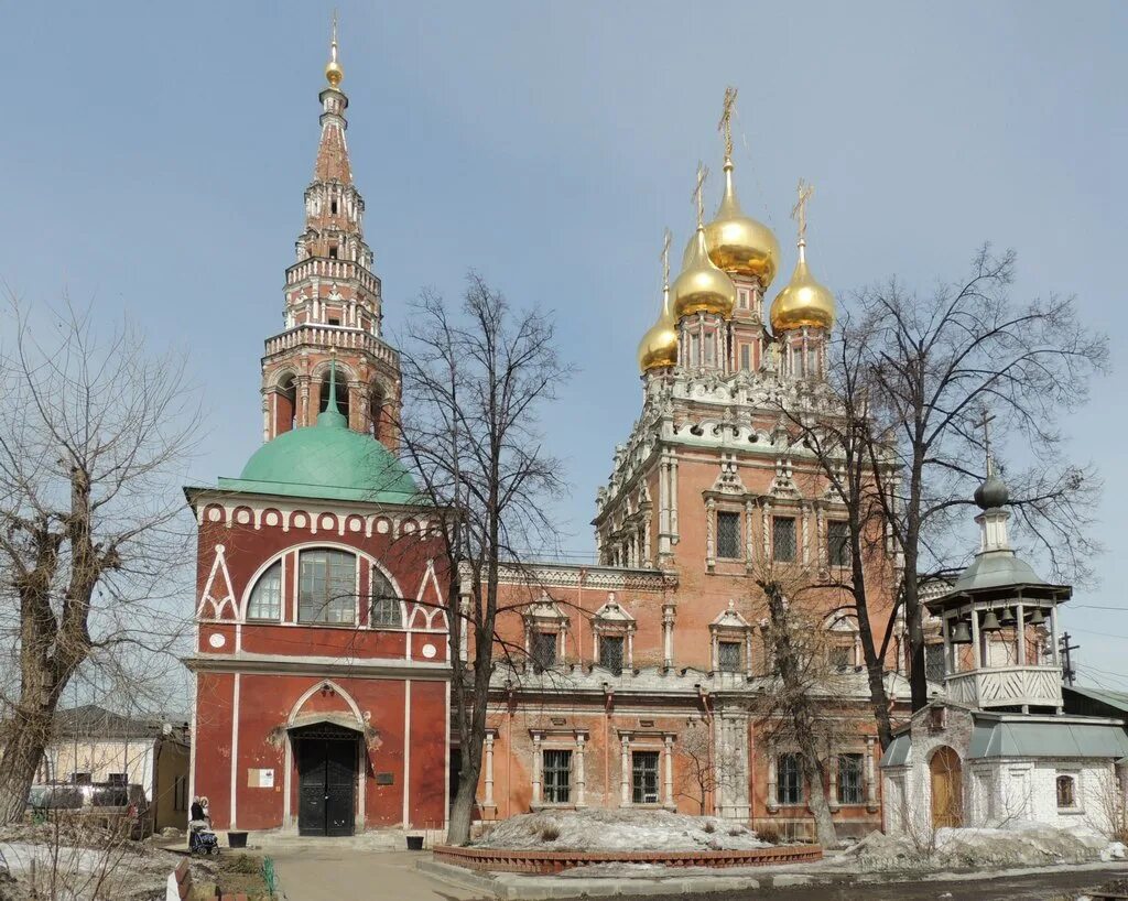 воскресенская церковь москва в кадашах. храм воскресения в москве. храм воскресения христова в кадашах москва. храм воскресения в москве. храм воскресения христова в кадашах барокко.