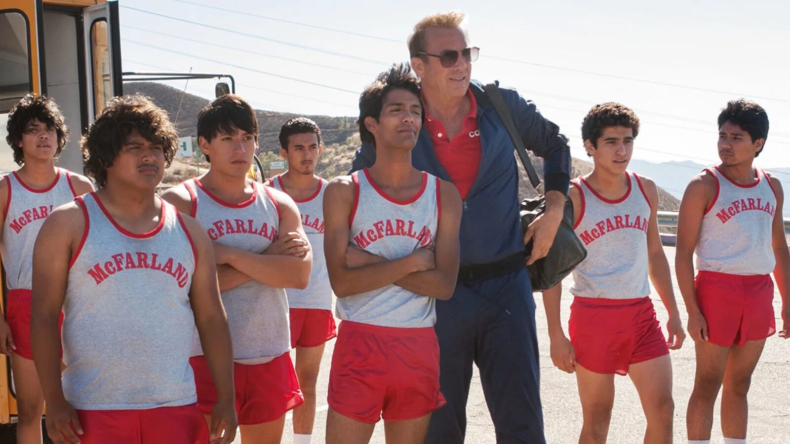 Тренер на реальных событиях или нет. Тренер (mcfarland, usa, 2014. кевин макфарланд. тренер макфарланд. тренер фильм 2015 с кевином костнером.